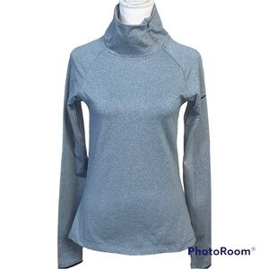 Nike Pro Dri Fit Hyperwarm Sweater Size M EUC